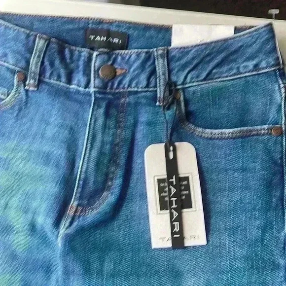 Tahari Kelly classic skinny jeans - Picture 4 of 7